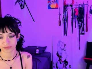 DUNGEONGIRLS1