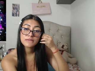 allison-18 Live Webcam on CamSoda