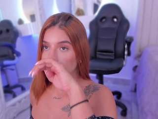 emelie-89 Just Turned 18 Naked camsoda