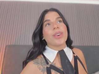 emelie-89 Live Webcam on CamSoda