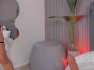 E M E L I E - 89 live webcam show