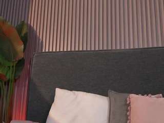 emelie-89 webcam model