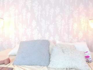 leigh-angels1 webcam model