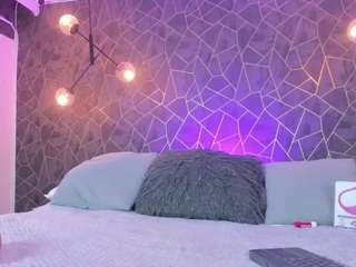  leigh-angels1 chat room