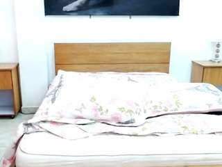 lunaandmalorybrag - Live Cam