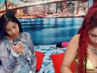 LunaAndMaloryBrag's Live Sex Cam Show