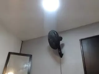 SweetEbonny1's Live Sex Cam Show