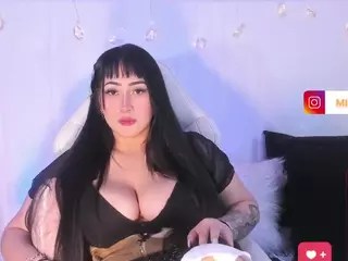 Mikuru28's Live Sex Cam Show