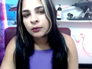 natashaxxx13's Live Sex Cam Show