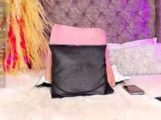 susanamenashe - Live Cam