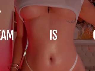 amywalkerx webcam model