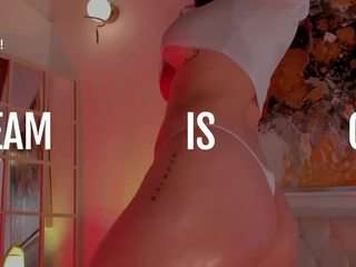 amywalkerx's CamSoda show and profile