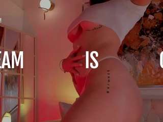 amywalkerx's CamSoda show and profile