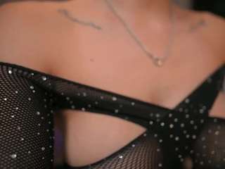 amywalkerx live webcam show