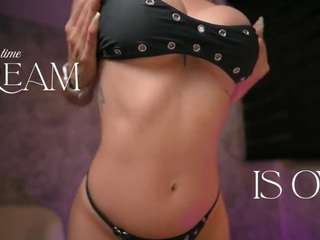 AmyWalkerX