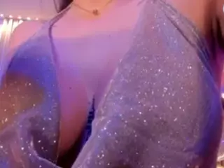 AmyWalkerX's Live Sex Cam Show