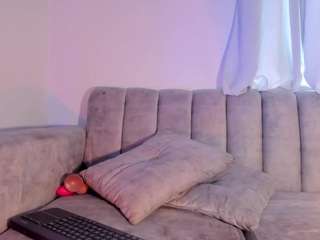 hannahdavisx's CamSoda show and profile