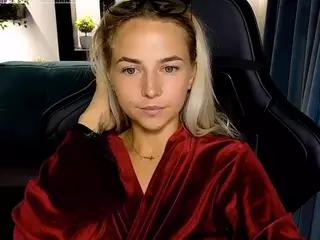 MiraMermayd's Live Sex Cam Show