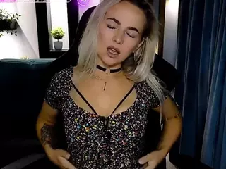 MiraMermayd's Live Sex Cam Show