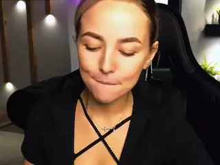 MiraMermayd's Live Sex Cam Show