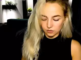 MiraMermayd's Live Sex Cam Show