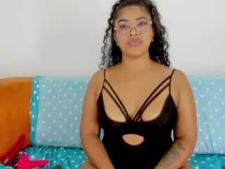 mohannah1's Live Sex Cam Show