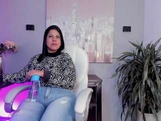 caamiilaa Porn