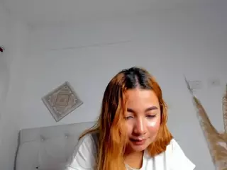 Lisa Cutee's Live Sex Cam Show