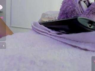 gisela27 Live Webcam on CamSoda