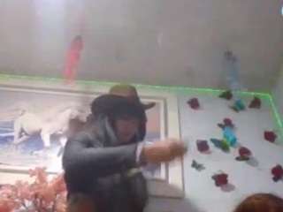 hotsexybigcum webcam