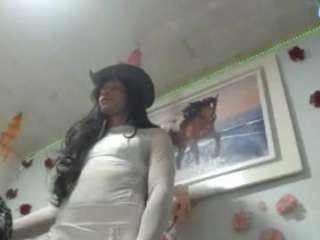 hotsexybigcum webcam