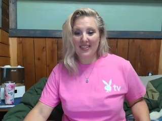 lisalovexxx Live Webcam on CamSoda