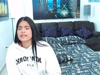 mishellfolk Live Webcam on CamSoda