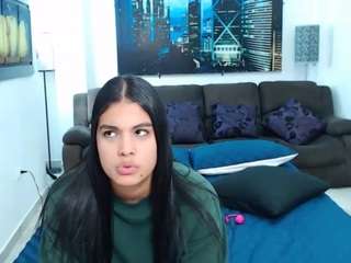 le modèle mishellfolk est en webcam porno dans un show sur le site camsoda, il possède les tags suivants: ass,asshole,toys,thin,tease,tattoos,strip,spank,pussy,orgasm,no smoking,lovense,lingerie,lesbian,handjob,flashing,fingers,fetish,dildo,cum