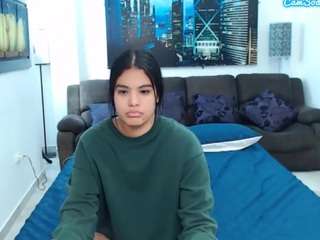 mishellfolk Live Webcam on CamSoda