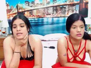 MishellFolk's Live Sex Cam Show