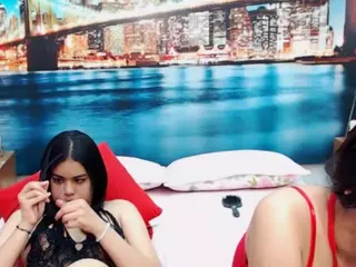 MishellFolk's Live Sex Cam Show