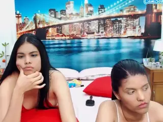 MishellFolk's Live Sex Cam Show