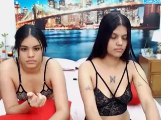 MishellFolk's Live Sex Cam Show
