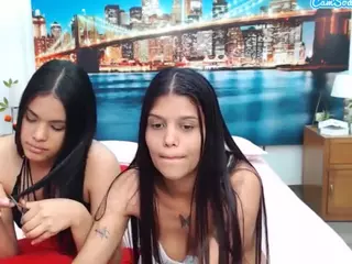MishellFolk's Live Sex Cam Show