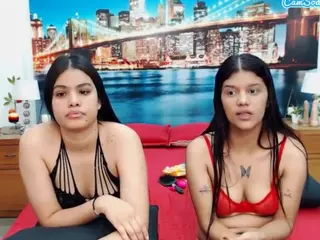 MishellFolk's Live Sex Cam Show