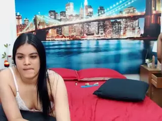 MishellFolk's Live Sex Cam Show