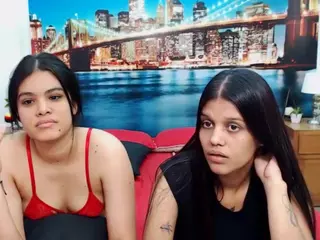 MishellFolk's Live Sex Cam Show