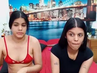 MishellFolk's Live Sex Cam Show