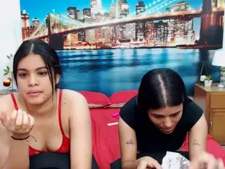 MishellFolk's Live Sex Cam Show