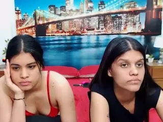 MishellFolk's Live Sex Cam Show