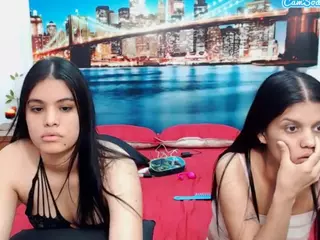 MishellFolk's Live Sex Cam Show