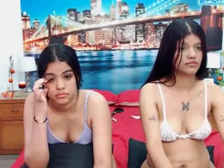 MishellFolk's Live Sex Cam Show
