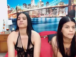 MishellFolk's Live Sex Cam Show