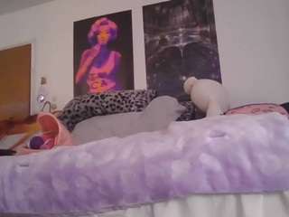 ravebunnyyy Live Webcam on CamSoda